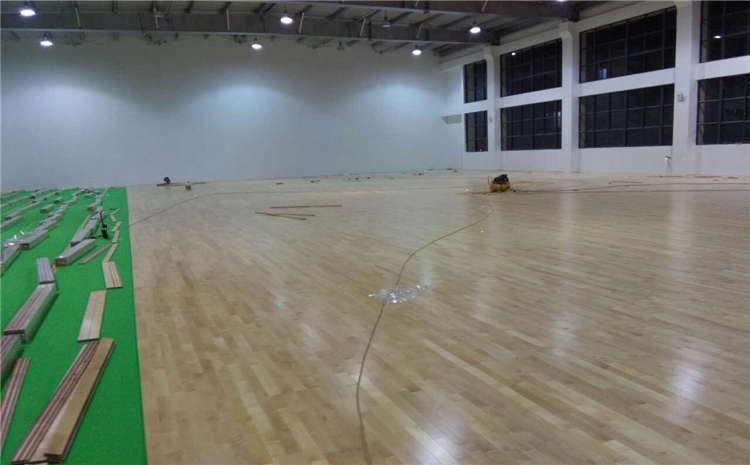 松木實木運動地板主輔龍骨結構