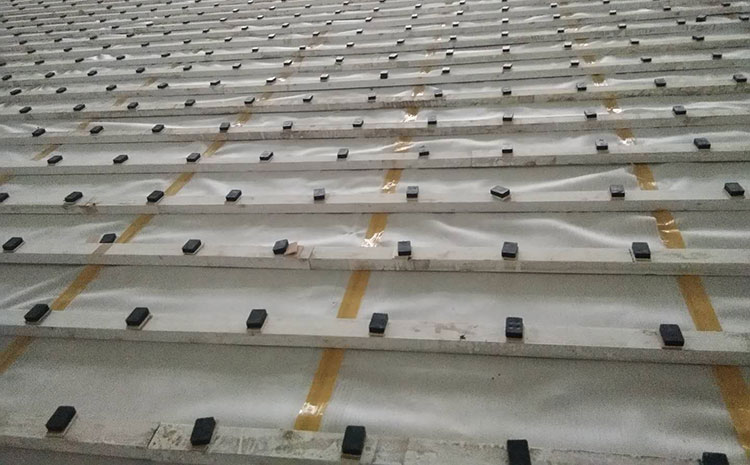 烏魯木齊硬木企口實(shí)木運(yùn)動(dòng)地板批發(fā)