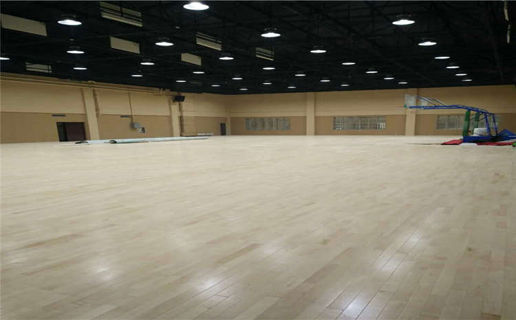 專業的籃球館木地板廠家報價表