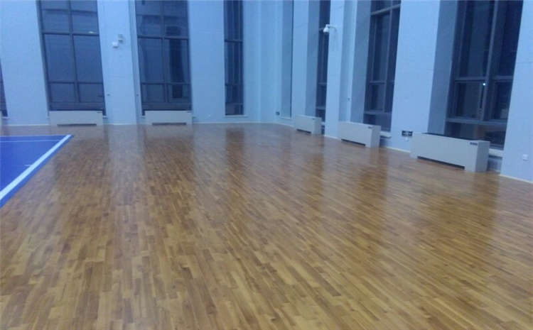 拼接板木地板籃球場怎么保養？