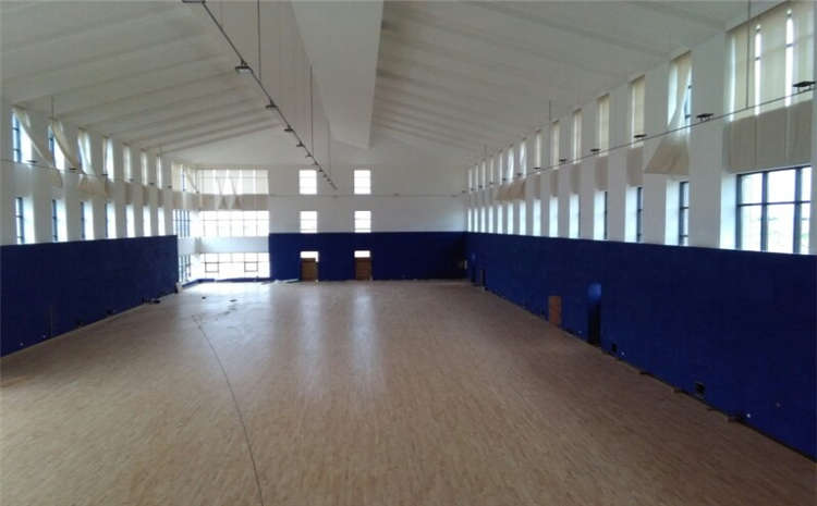 24厚運(yùn)動籃球地板廠家哪家好？