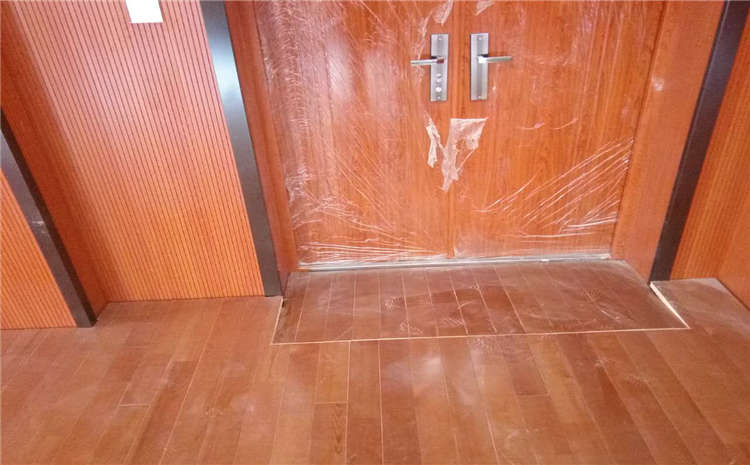 硬木企口舞臺實木地板怎么維修?