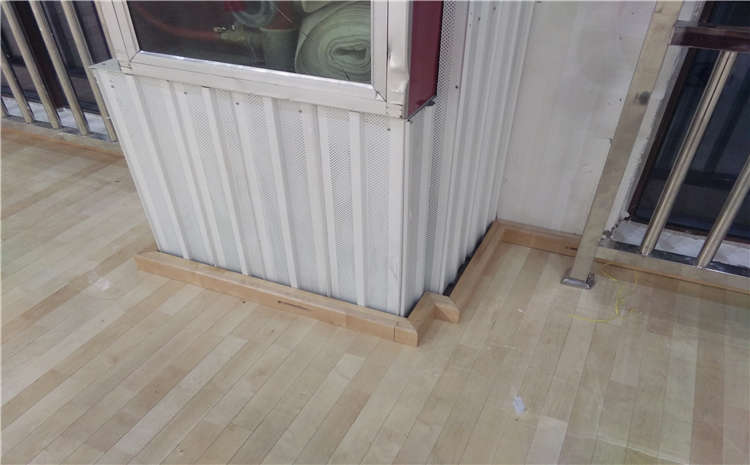 專業的舞臺運動木地板怎么保養？