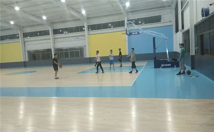 24厚運動籃球地板雙層龍骨結構