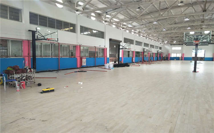 24厚籃球場實木地板單層龍骨結構
