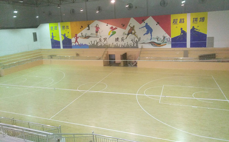 專業的籃球運動地板怎么維修?