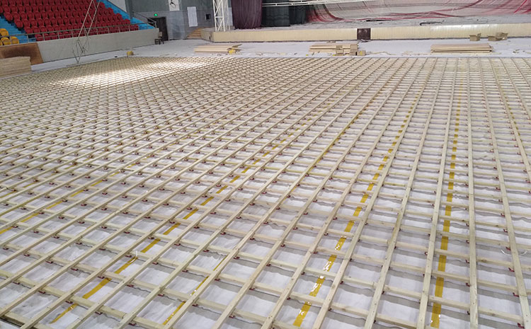 柞木木地板籃球館價(jià)格