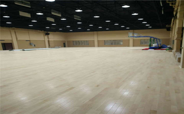 五角楓風雨操場運動地板規格