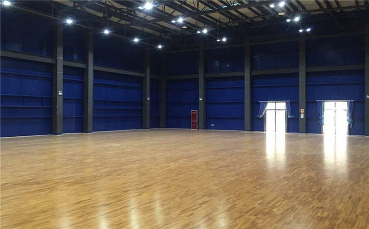 楓木舞臺實木地板價格