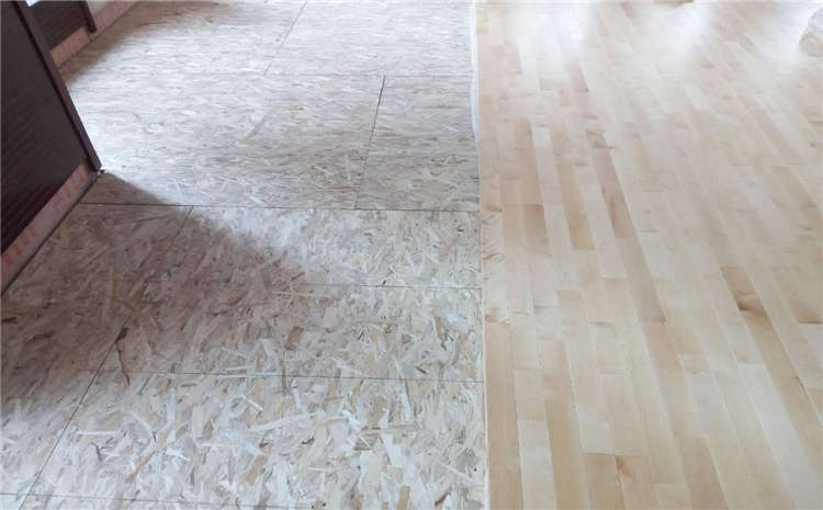 五角楓籃球運動地板廠**哪**好?