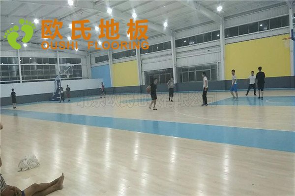 杭州富陽區(qū)23籃球館木地板項(xiàng)目