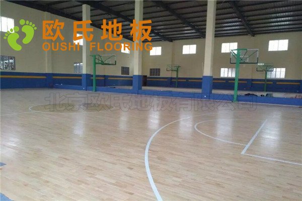浙江臺(tái)州市曼巴籃球館木地板案例